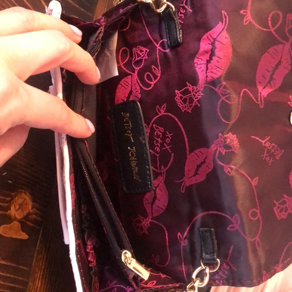 Brand New Betsey Johnson light pink clutch! - Picture 3 of 5